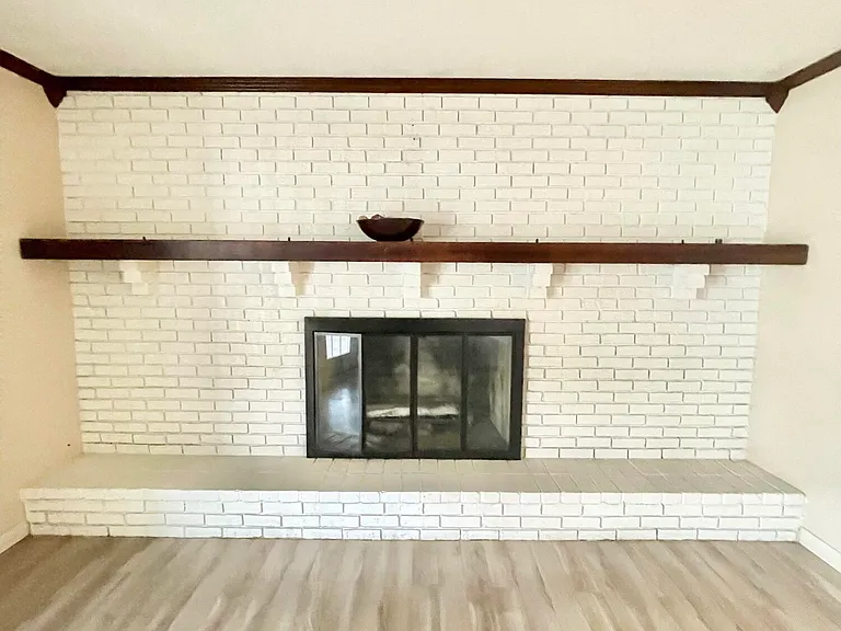 3025 Briarwood Ln — Photo 5