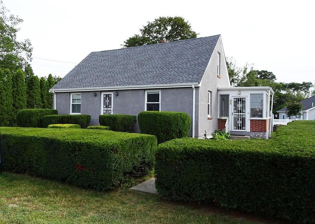28 Harbeck St, MA 02743 Zillow