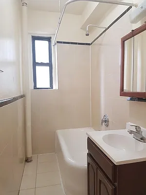 Rented by BRICK & GALO REALTY CORP | media 9