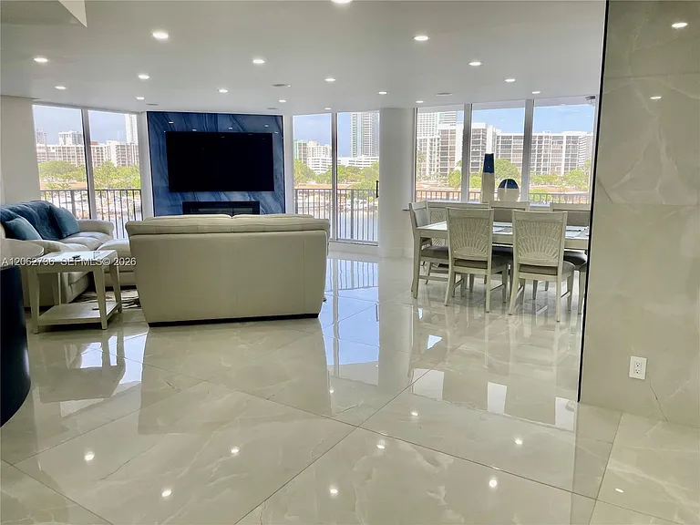 300 Three Islands Blvd #603 — Photo 3