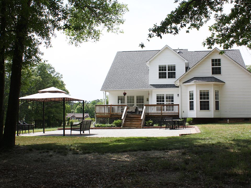 Building Photo 3