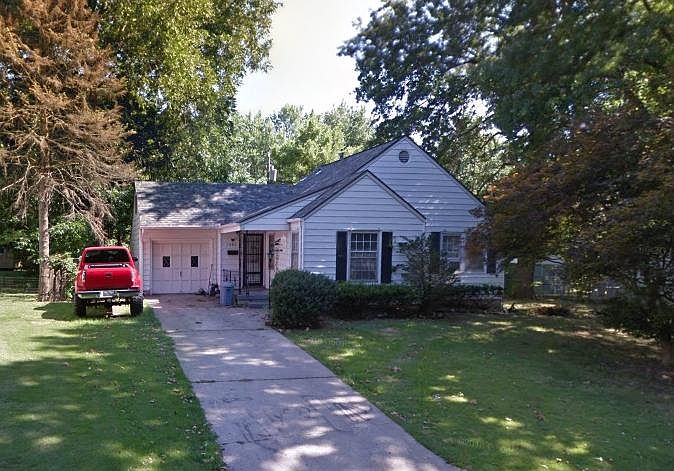 1st image of 1405 W 27th Ter S