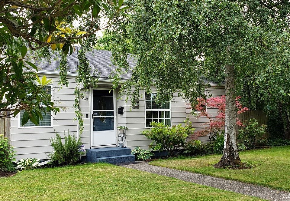 1st image of 4818 N 30th St