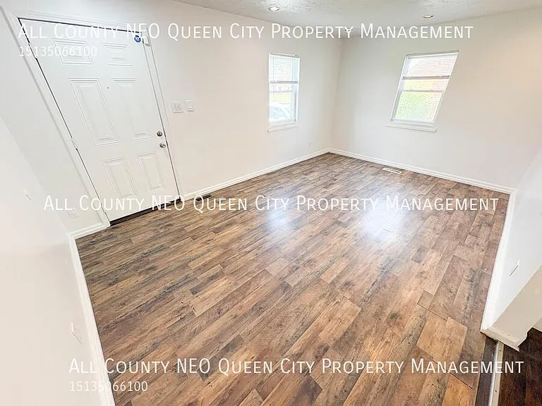 356 Harriet St — Photo 4