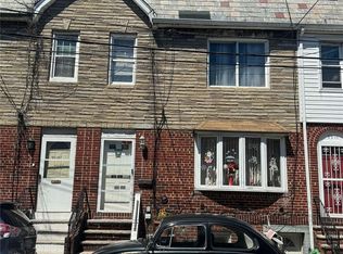 9509 Woodhaven Ct, Ozone Park, NY 11416
