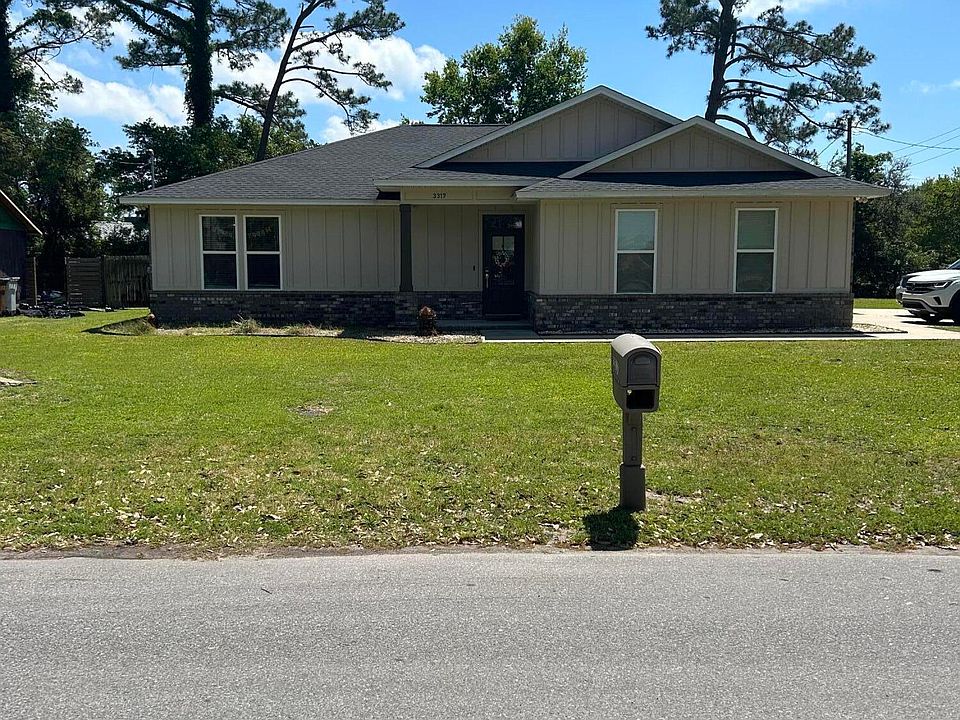 2nd image of 3317 Maplewood Dr