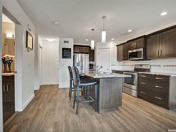 3rd image of 38 2nd Ave N #1