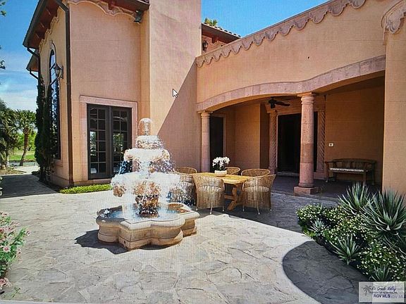 2nd image of 1100 Tesoro Ave