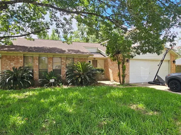 9806 Sagecastle Ln, Houston, TX 77089