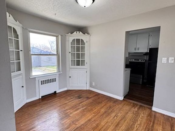 3rd image of 1660 Saint Joseph Blvd #1
