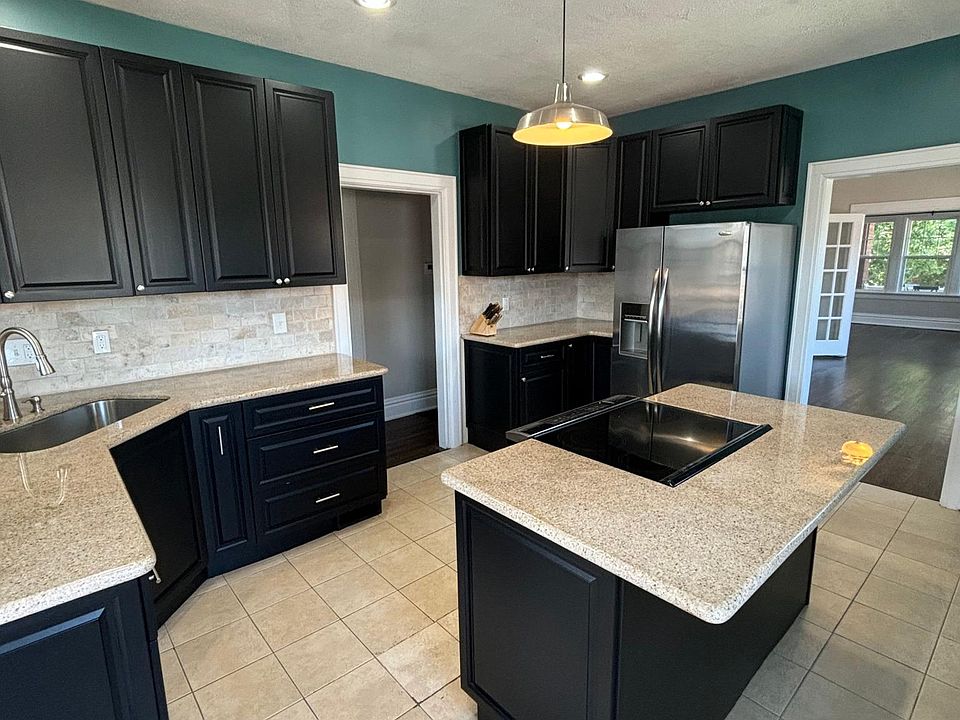 1st image of 1633 Clifton Ave #2