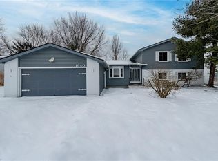 1940 Camberly Dr, Lyndhurst, OH