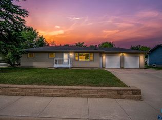 310 W 3rd St, Tea, SD 57064