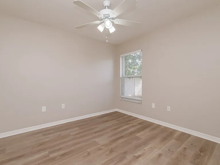 3720 Hollow Wood Dr — Photo 15