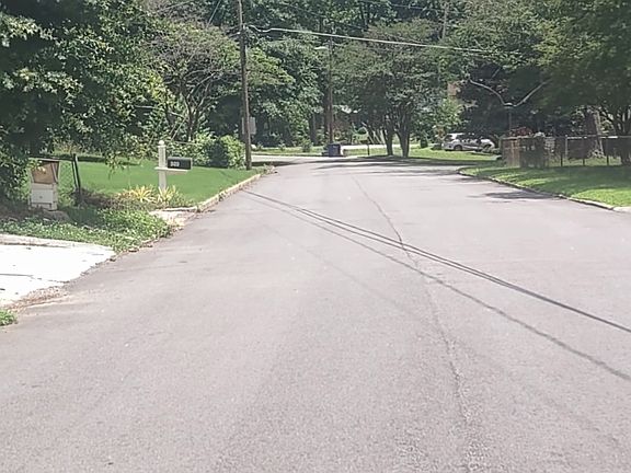 4th image of 1002 Casa Dr