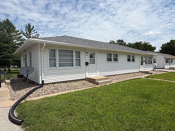 3rd image of 3523/3525 Tripp St