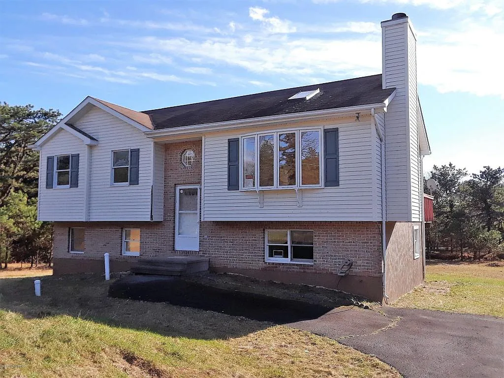 386 Skyline Dr photo 1
