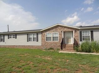 311 W 7th St, Cordell, OK 73632