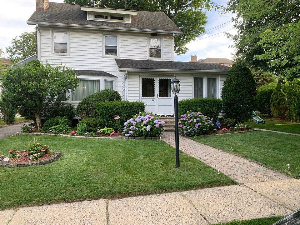 1st image of 24 Oakland Ave
