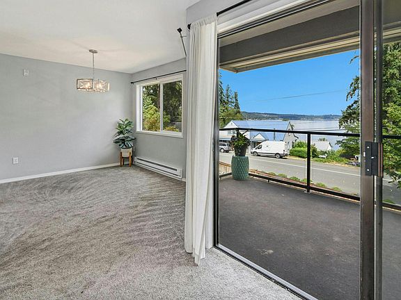 2nd image of 4171 W Lake Sammamish Pkwy SE APT A202