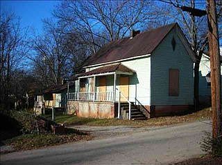 1st image of 616A Gage St