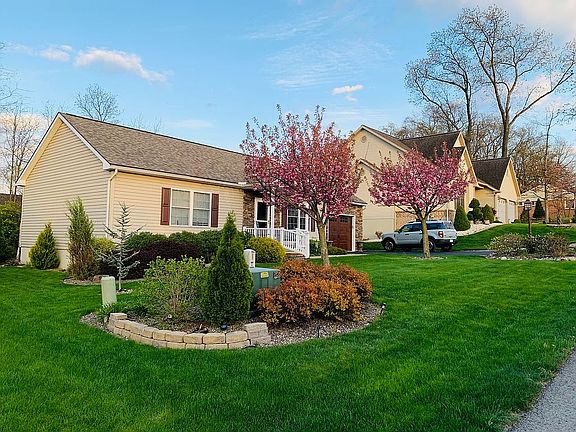 3rd image of 330 Fairview Dr