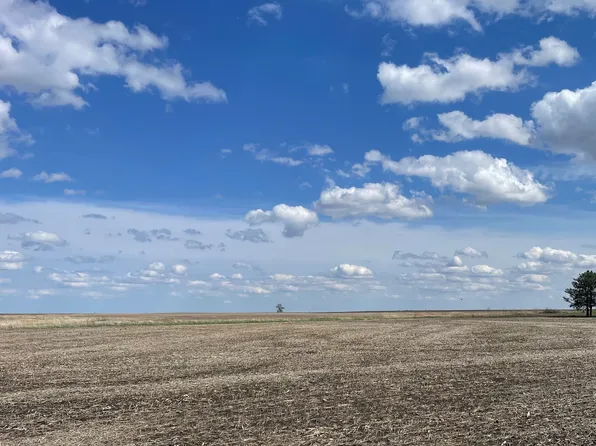 26417 S Schoolhouse Rd, Manhattan, IL 60442