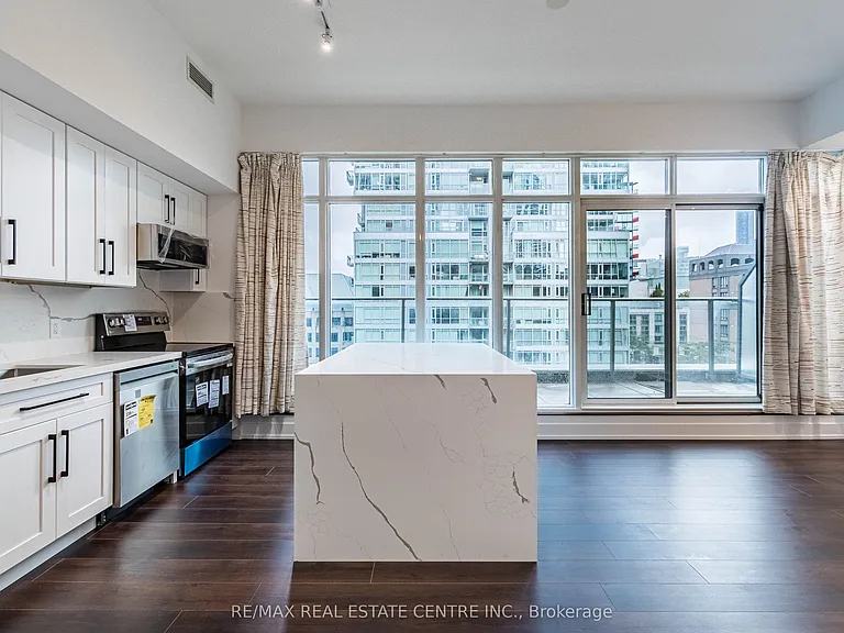 21 Nelson St #11 — Photo 8