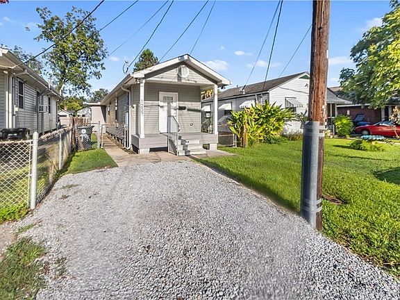 3rd image of 1237 Casa Calvo St