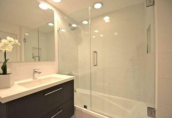4th image of 999 N Doheny Dr APT 146