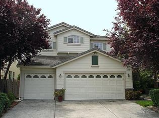 1557 Magnolia Ave, Rohnert Park, CA 94928