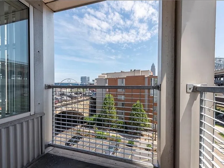 2222 Detroit Ave #409 — Photo 24