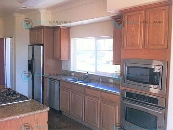 3rd image of 4007 Anthony James Ct