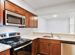 493-509 S Perry Pkwy #13, Oregon, WI 53575
