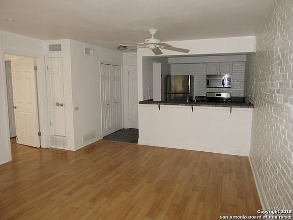 3rd image of 8030 Broadway St #102
