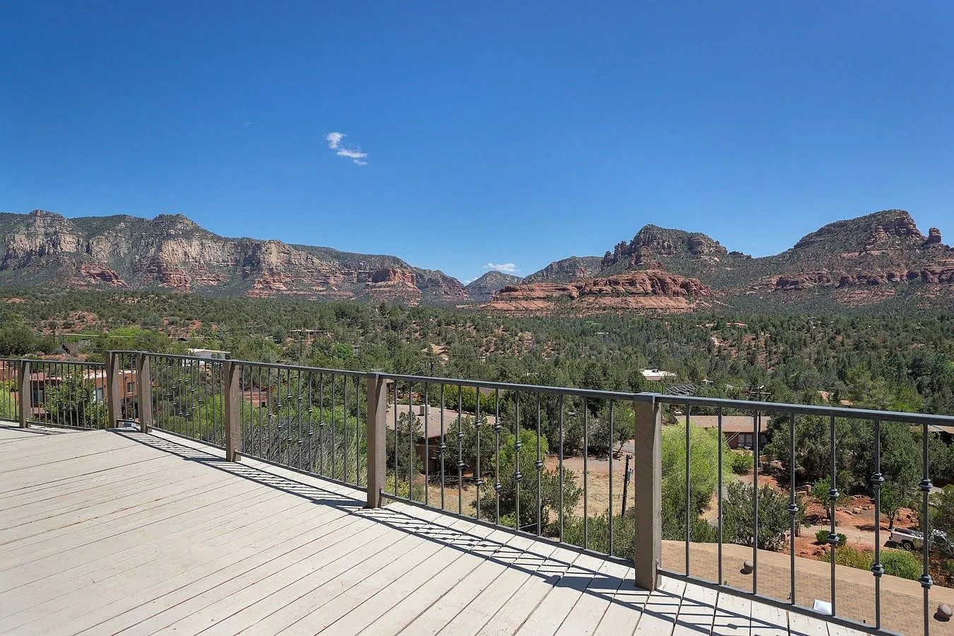 2 bed, 2303 sqft, $4,250 — Photo 4