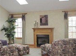 220 Yorkshire Pl, Bellevue, OH 44811