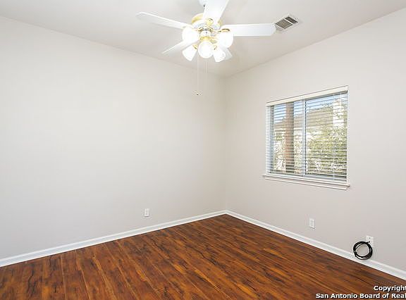 4th image of 218 Jardin Vis