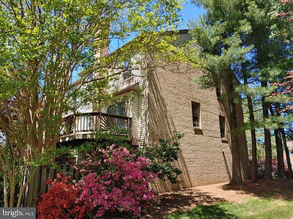 2nd image of 4129 Meadow Field Ct