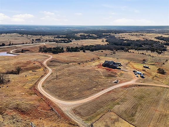 3rd image of 1425 S Indian Meridian Rd