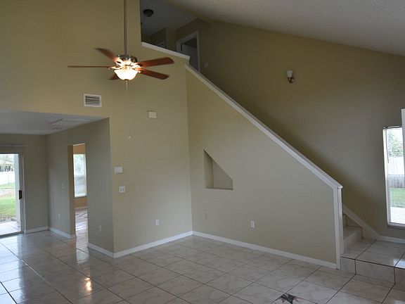 2nd image of 1326 Heritage Acres Blvd