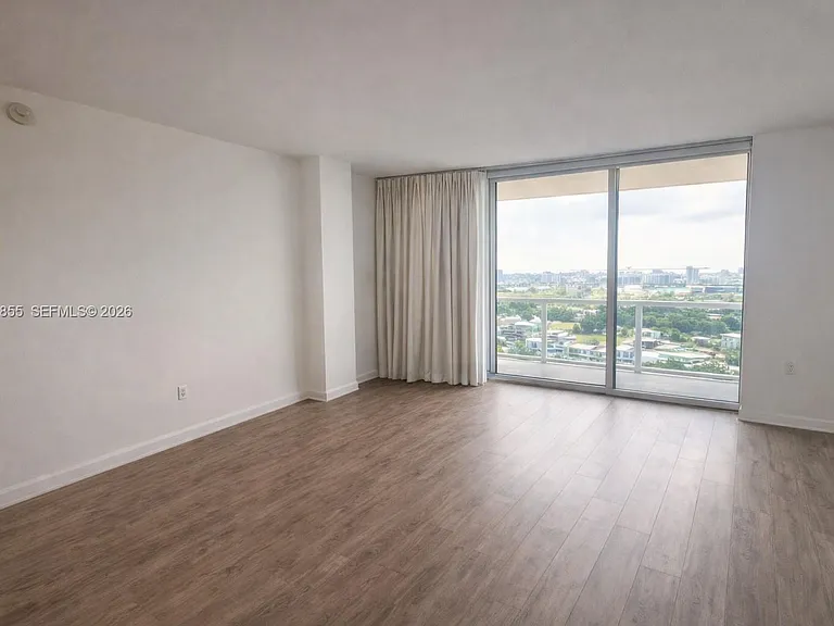 10275 Collins Ave #1428 — Photo 33