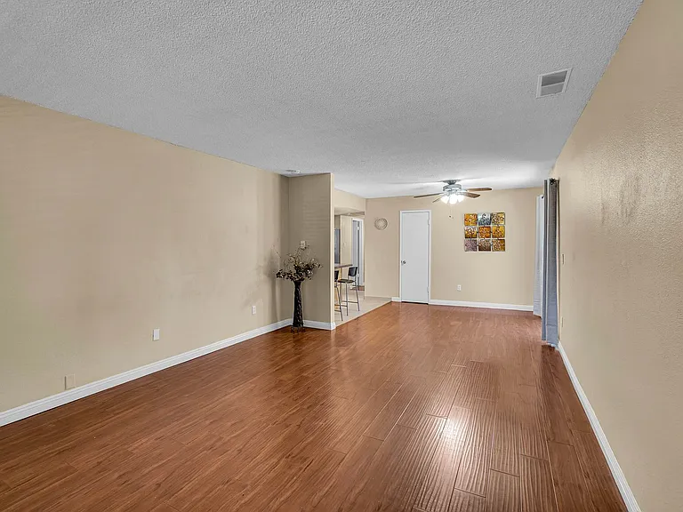 4206-4208 Casa Blanca Lane — Photo 6