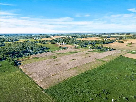 3rd image of 3205 Eastbrook Volant Rd
