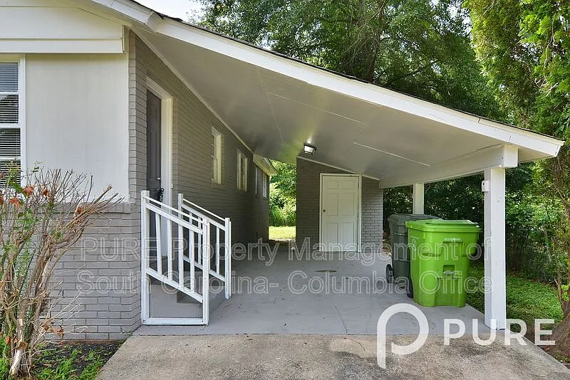 4 bed, 1.5 bath, 1170 sqft, $1,200 — Photo 4