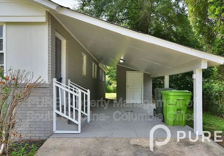 2628 Windy Dr — Photo 4