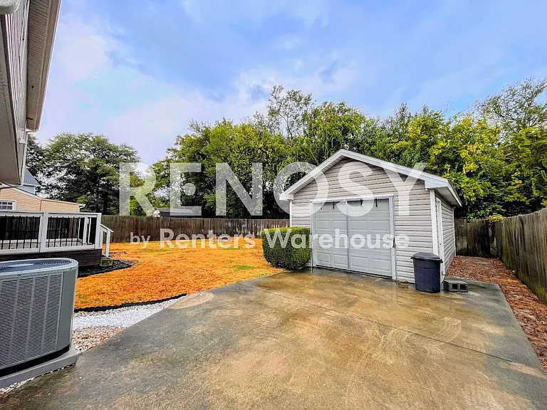6941 Minnie Ave — Photo 32