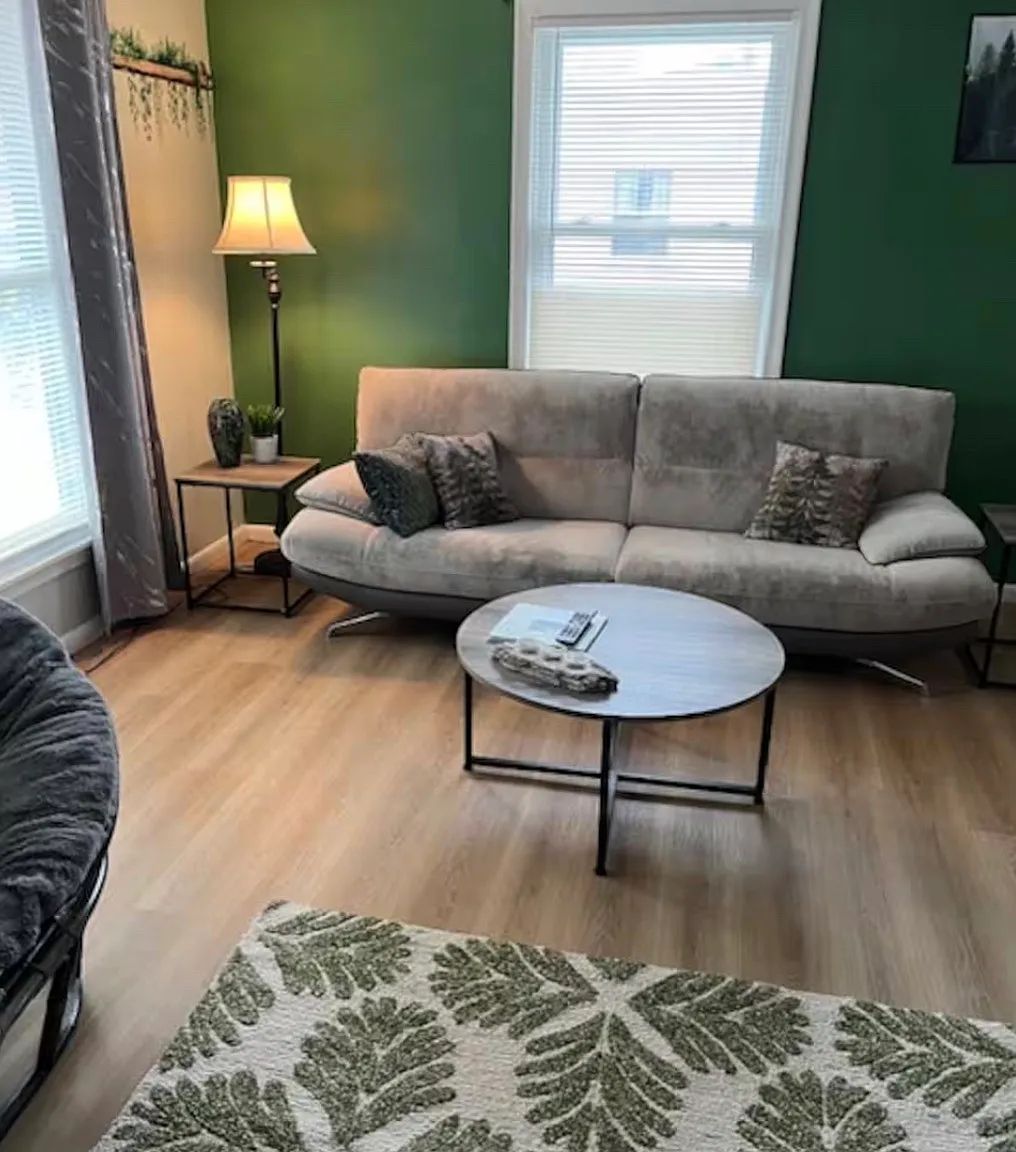 2 bed, 1864 sqft, $2,495 — Photo 1