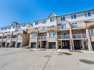 200 McLevin Ave #40, Toronto, ON M1B6C6