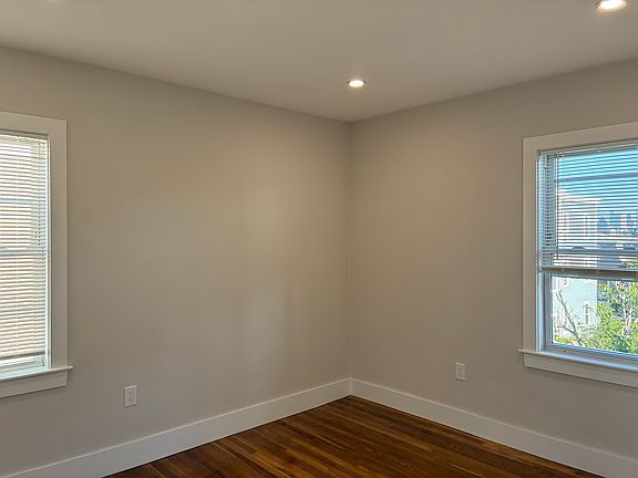 5th image of 80 Sudan St #3
